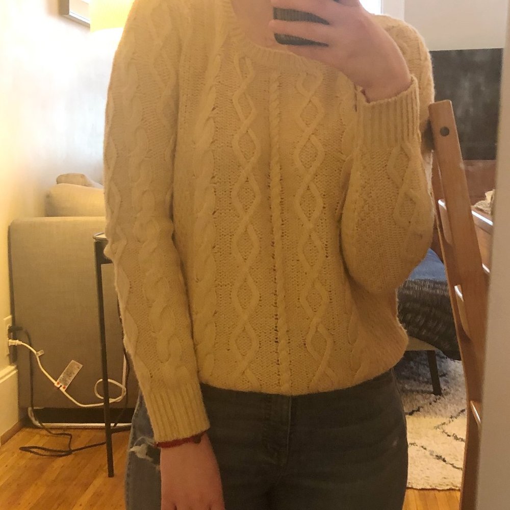 Forever 21 Tan/Off-White Cozy Sweater